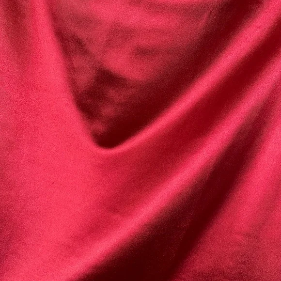 Deep red satin dress - Picture 3 of 6